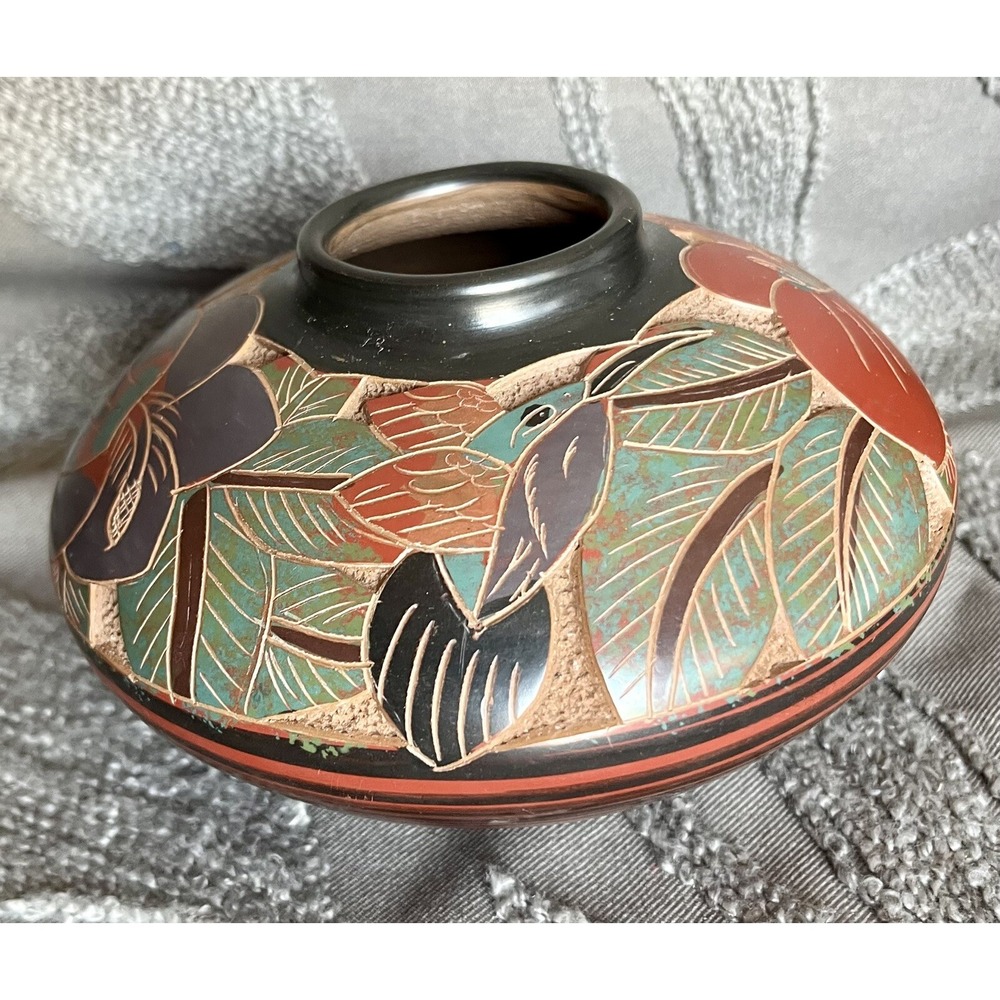 Sgraffito Hummingbird Hibiscus Ceramic Seed Pot Vase Black Clay Spiral Bottom